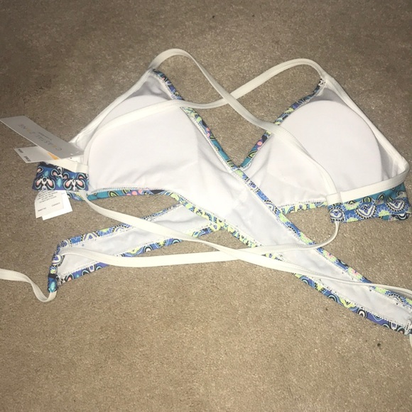BRAND NEW Wrap bikini - Picture 5 of 7
